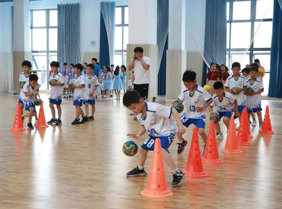 085010-129060.jpg 082516-943988.jpg