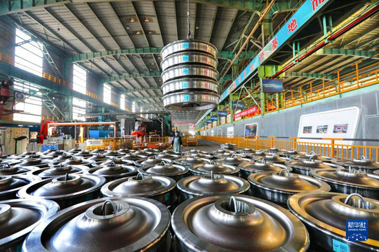 111352-437633.jpg a5f4f015-98bd-4f8e-842f-bef88c718278.jpg