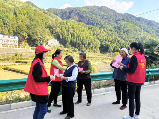 090405-950658.jpg 640.jpg