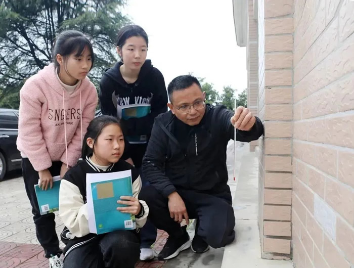 090053-986718.jpg 3.jpg