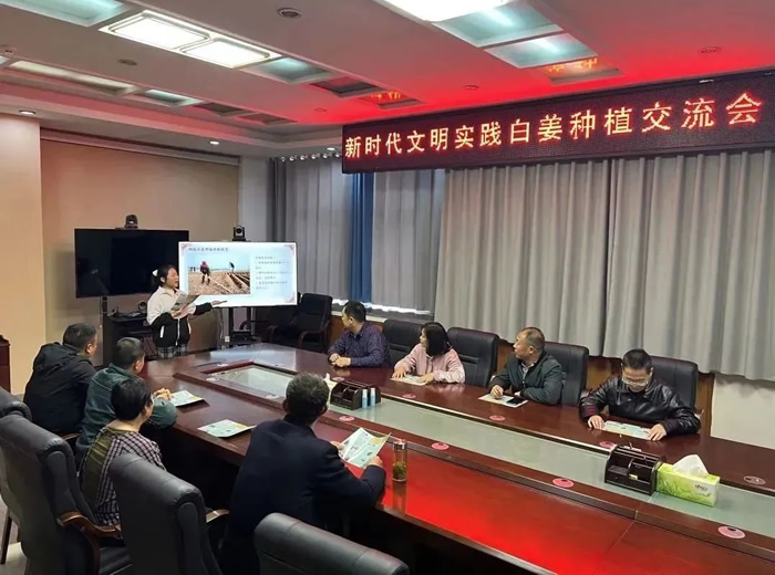 090125-640442.jpg 4.jpg