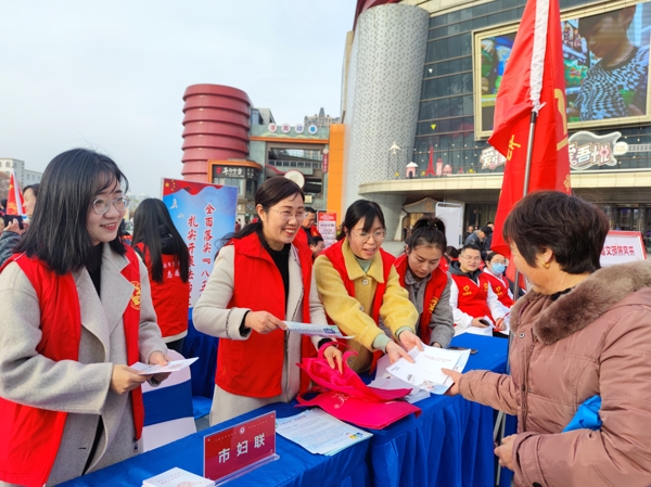 090014-124142.jpg 1_愛奇藝.jpg