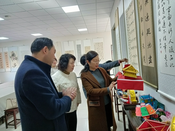 093354-228843.jpg 廉政展廳_愛奇藝.jpg