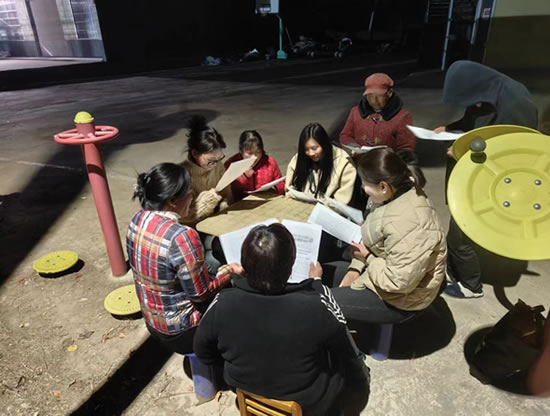 201437-795399.jpg 2.jpg