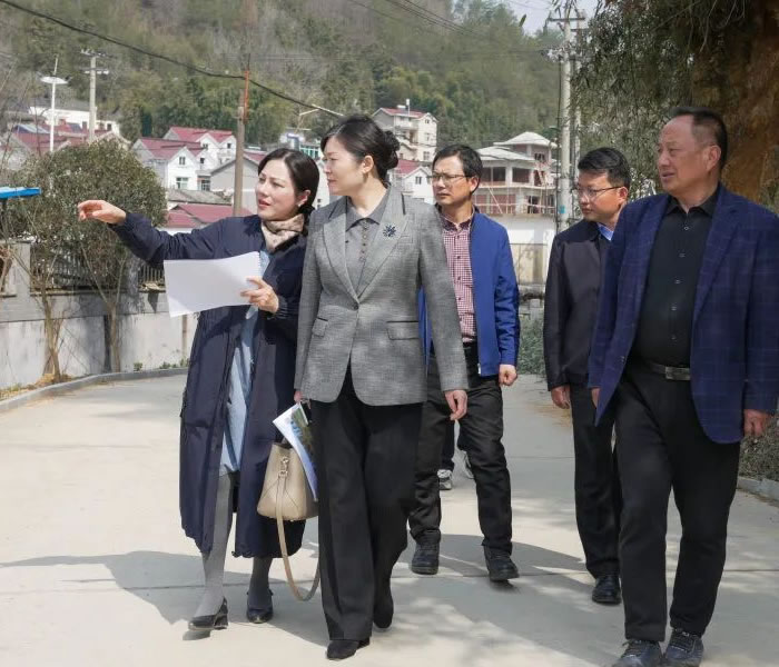 114445-827630.jpg 66.jpg