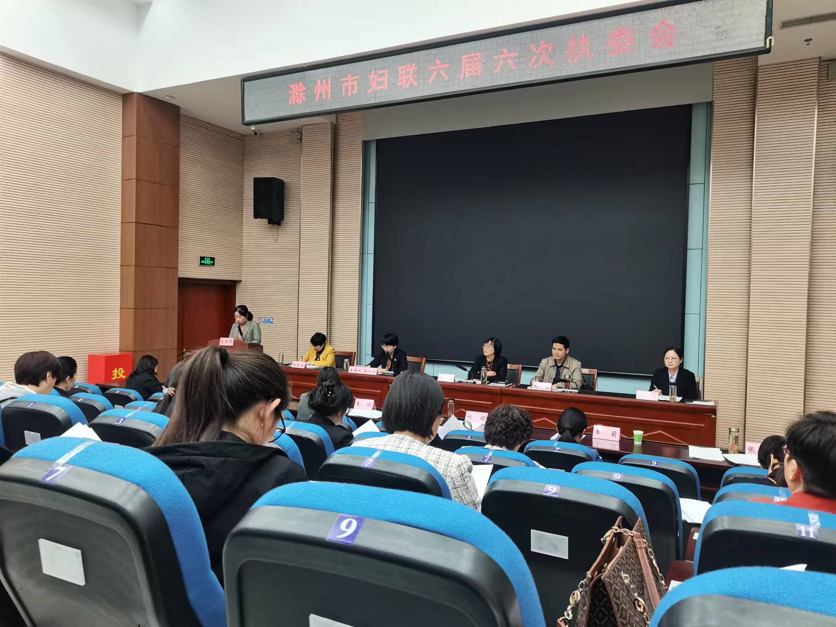 172930-960598.jpg 172930-960598.jpg