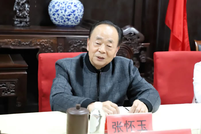 184740-354969.jpg 2.jpg