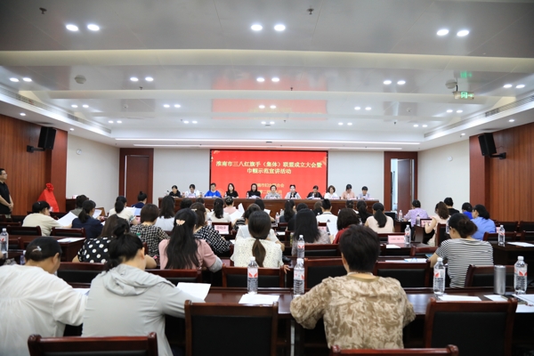 223034-601240.jpg 01_愛奇藝.jpg