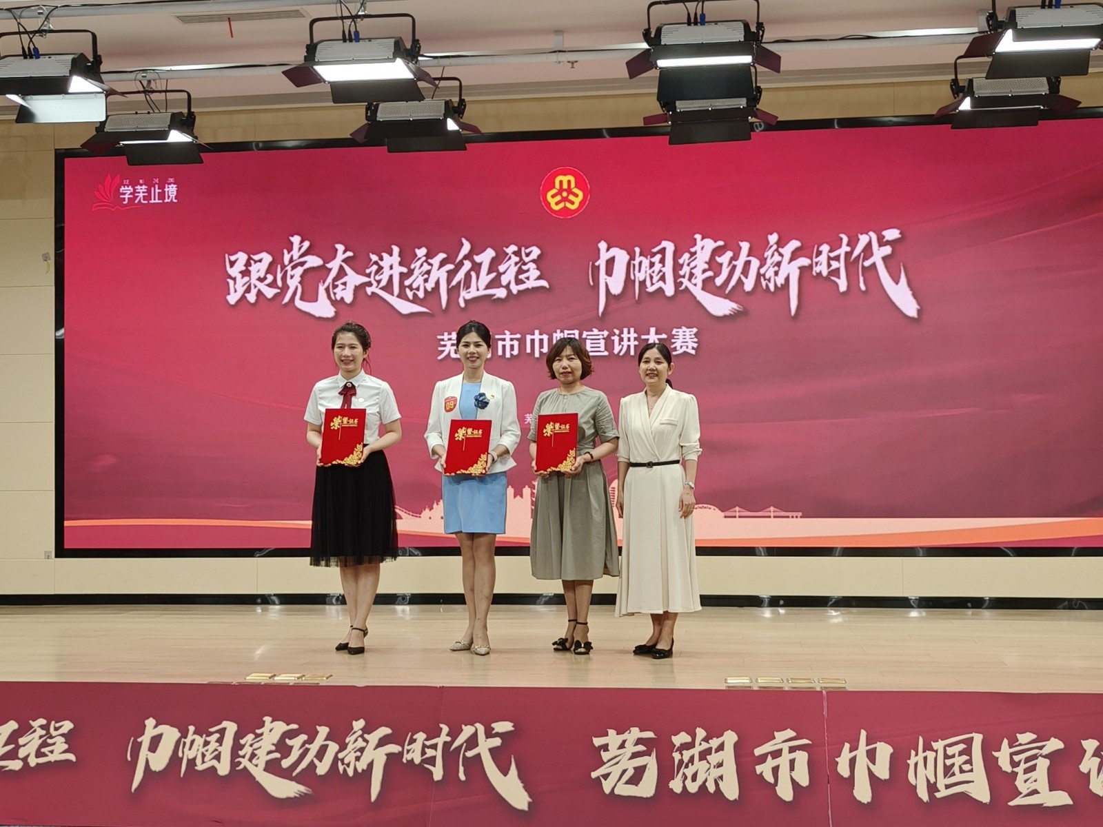 144713-410781.jpg 144713-410781.jpg