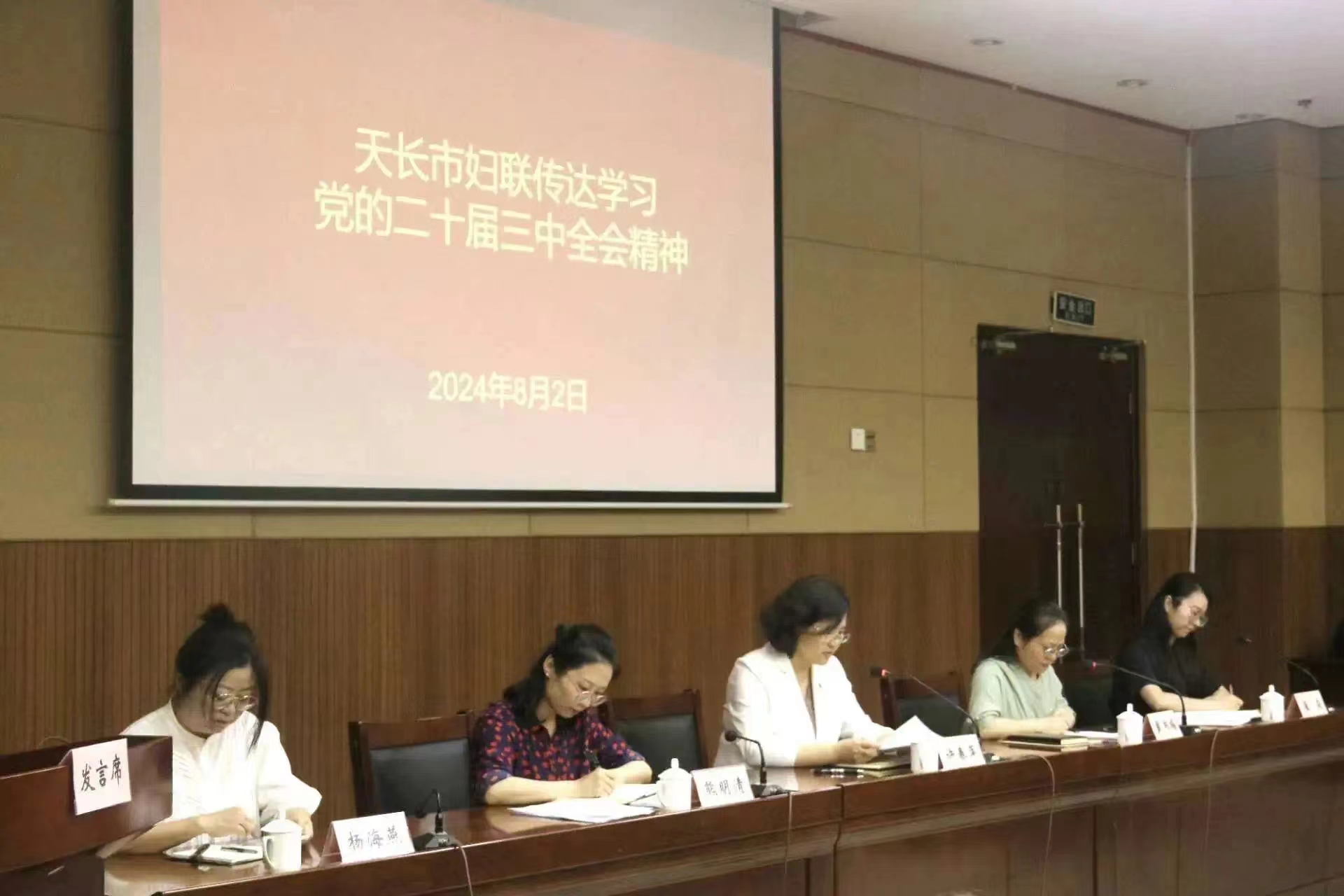 163852-122545.jpg 1.jpg