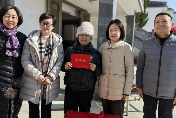 052934-641431.jpg 4.jpg