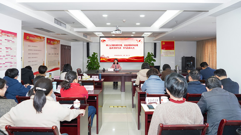 161427-327041.jpg 161427-327041.jpg