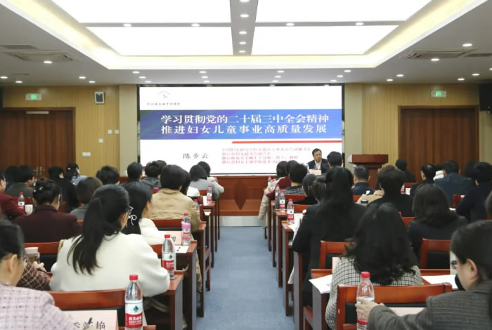 052759-904829.jpg 2.jpg