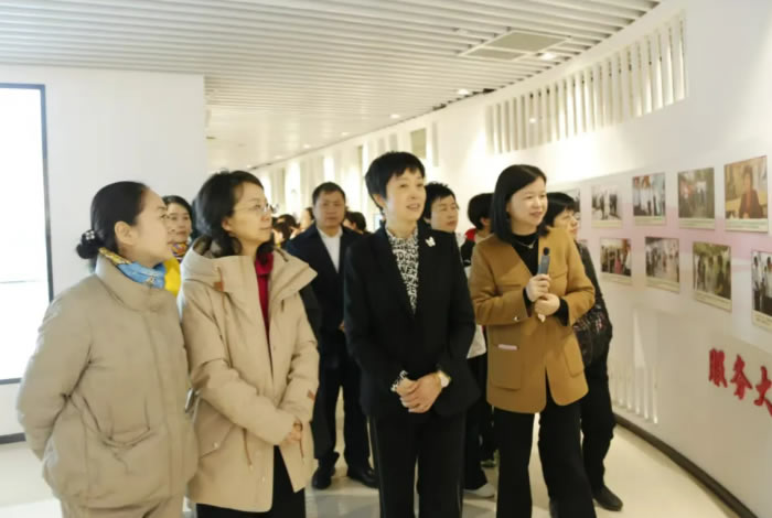 052806-136449.jpg 3.jpg