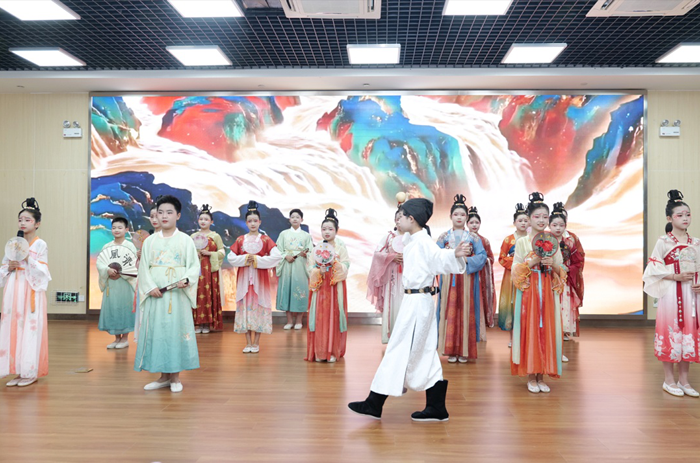 082451-756713.png 2.png