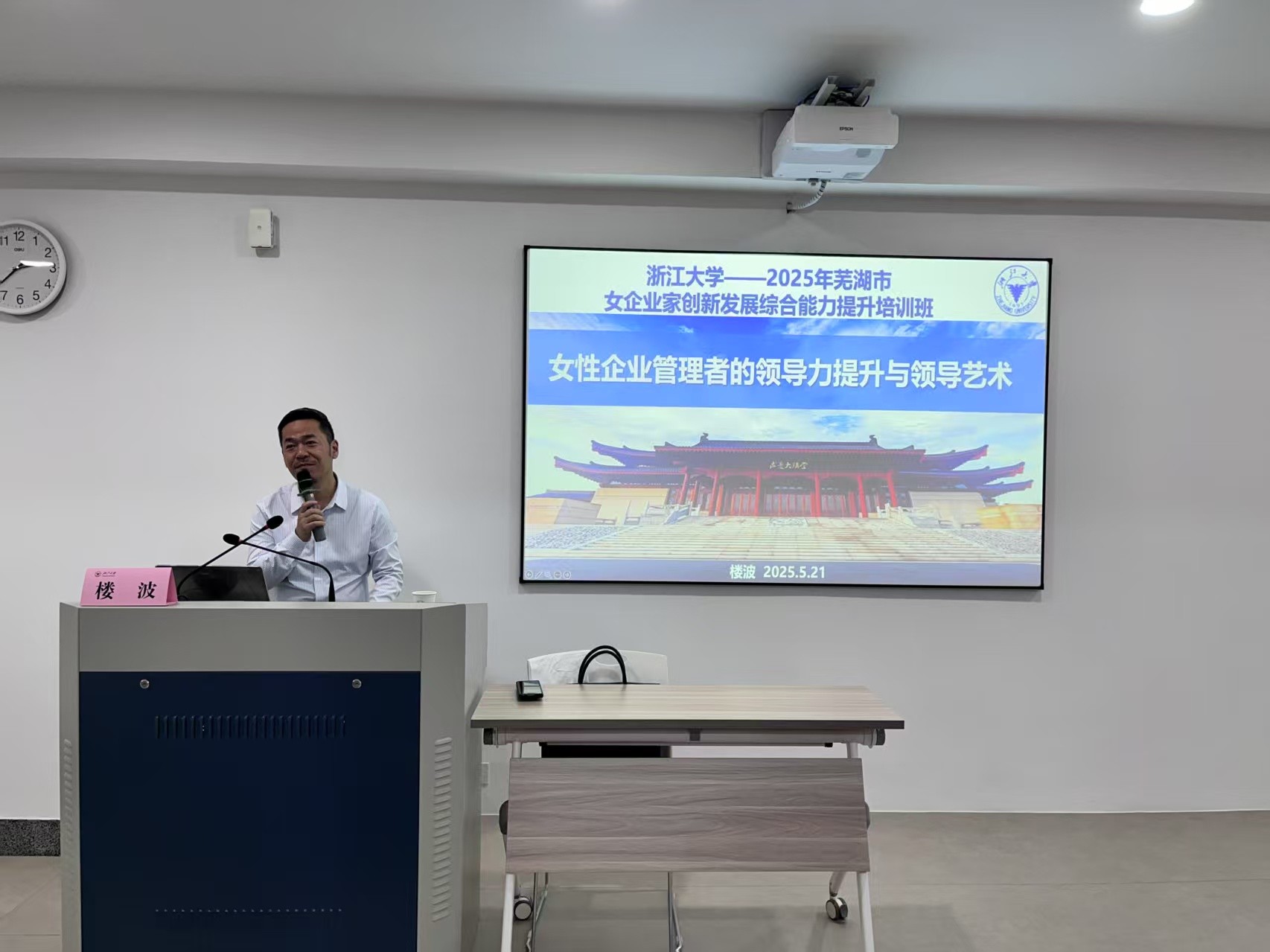 155330-234910.jpg 155330-234910.jpg