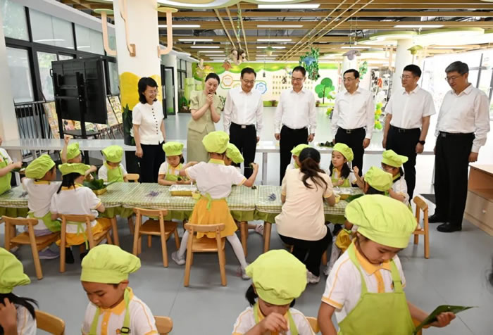 081546-118655.jpg 5.jpg