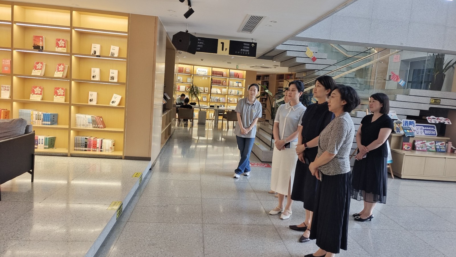 164024-999025.jpg 164024-999025.jpg