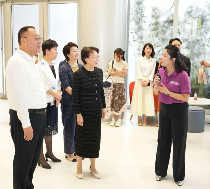 084421-256813.jpg 3.jpg