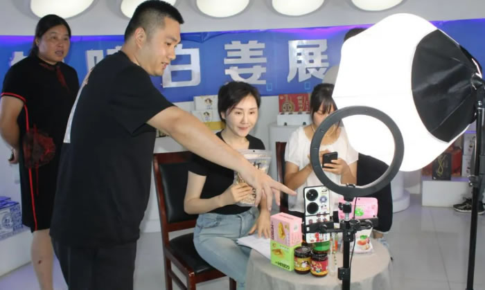 053755-715102.jpg 2.jpg