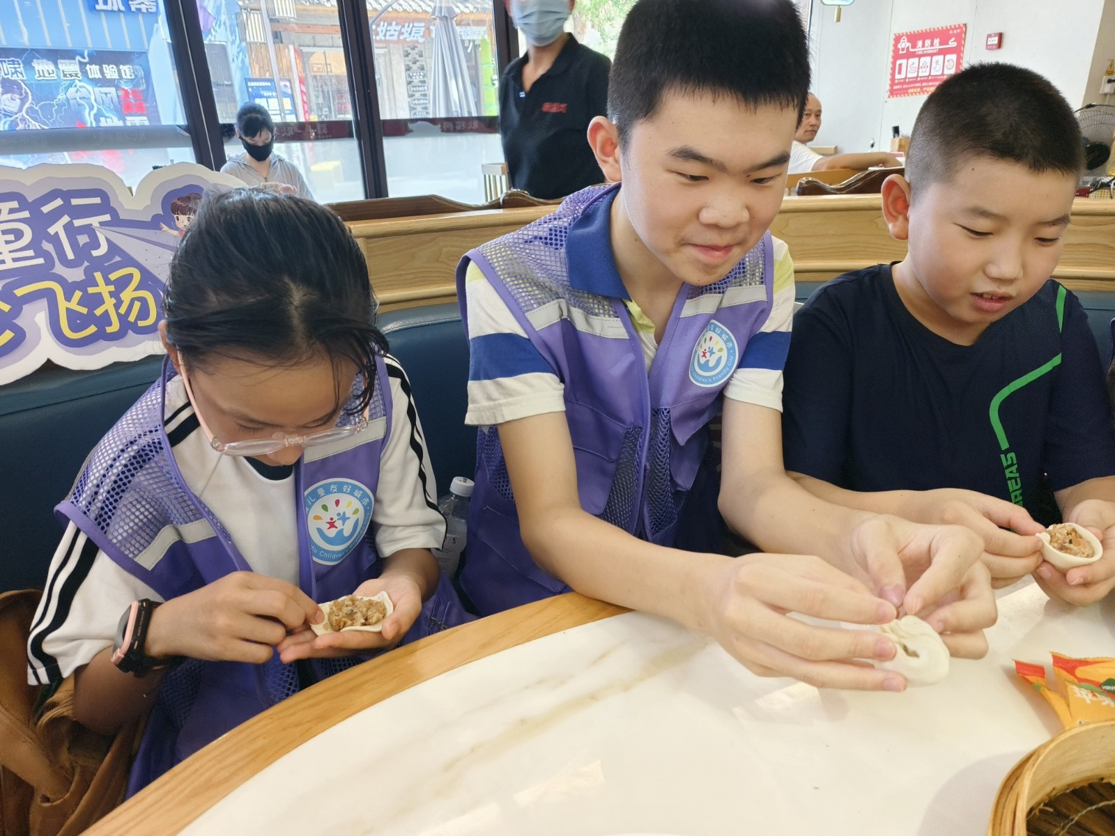 164255-265214.jpg 164255-265214.jpg