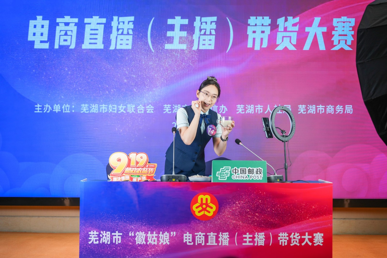 091244-122868.jpg 091244-122868.jpg