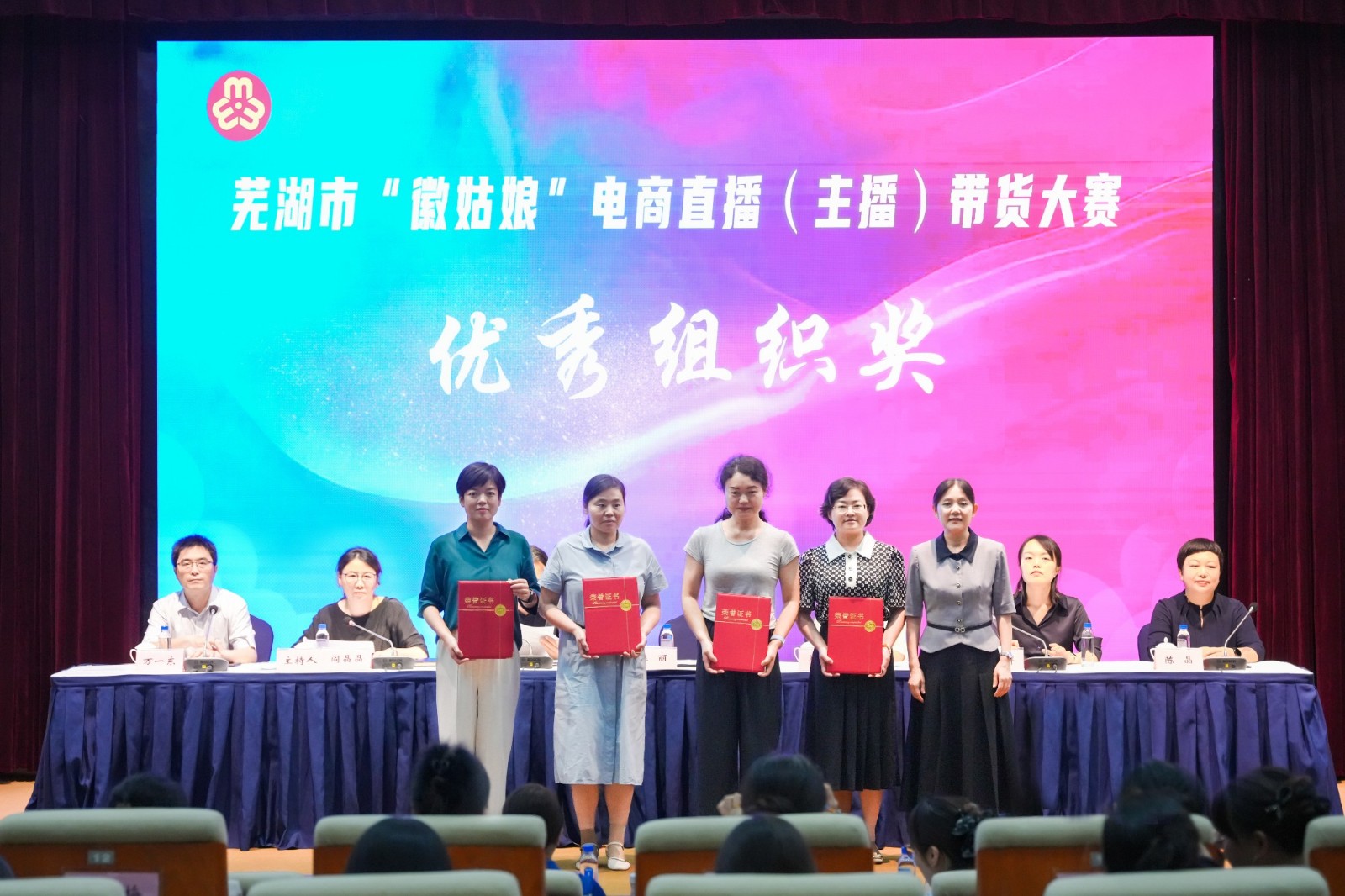 091334-359576.jpg 091334-359576.jpg